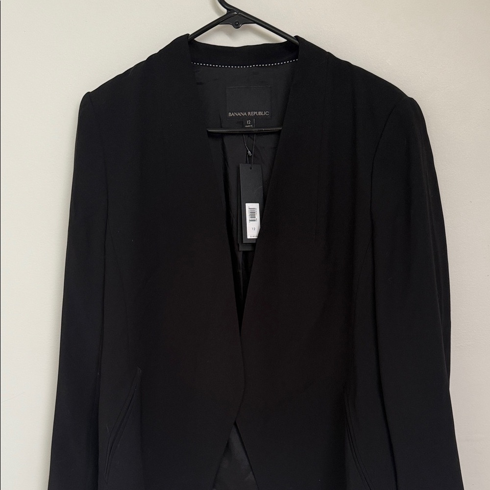 Banana Republic Elegant Black Blazer - Picture 5 of 6